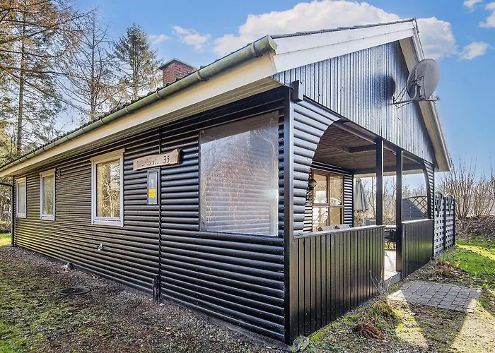 5 Person In Ansager-by Traum * Ansager